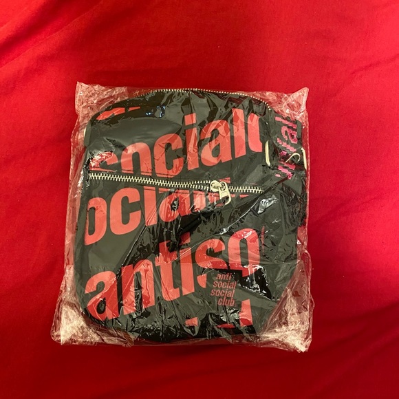 Anti Social Social Club SideBag 🔥🔥🔥 - Picture 1 of 3